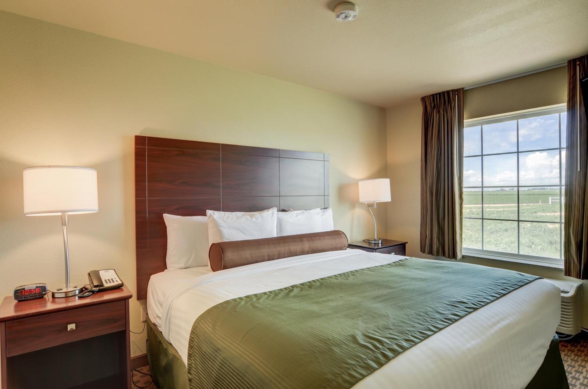 Cobblestone Inn And Suites - Итон Номер фото