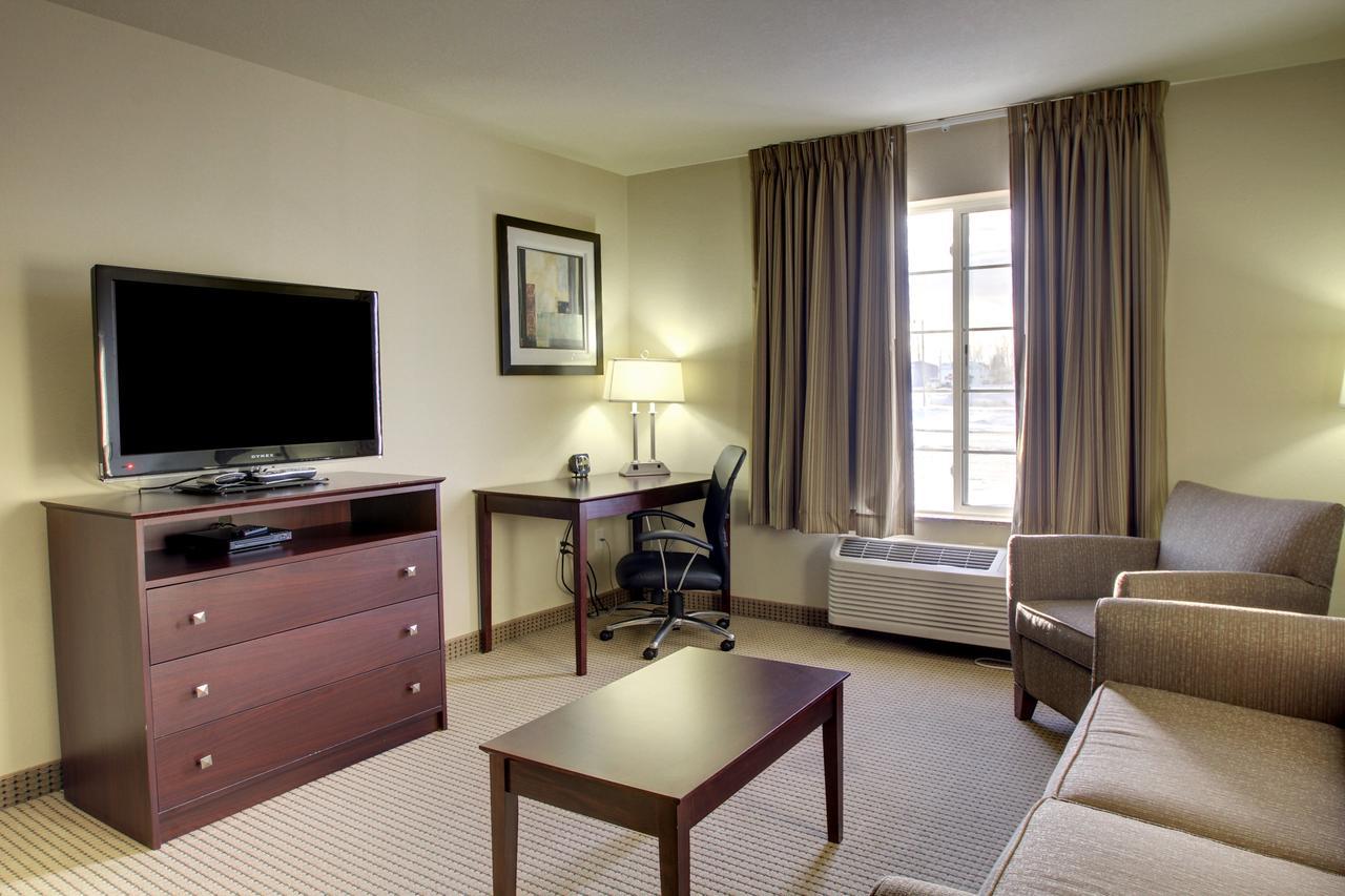 Cobblestone Inn And Suites - Итон Экстерьер фото