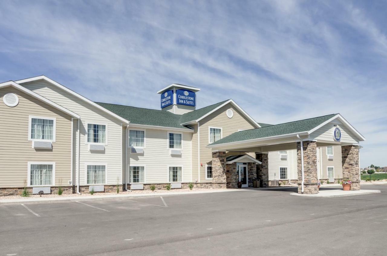 Cobblestone Inn And Suites - Итон Экстерьер фото